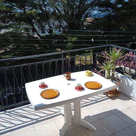 T2 Terrasse Vue Mer Сикс-Фор-ле-Плаж Екстериор снимка