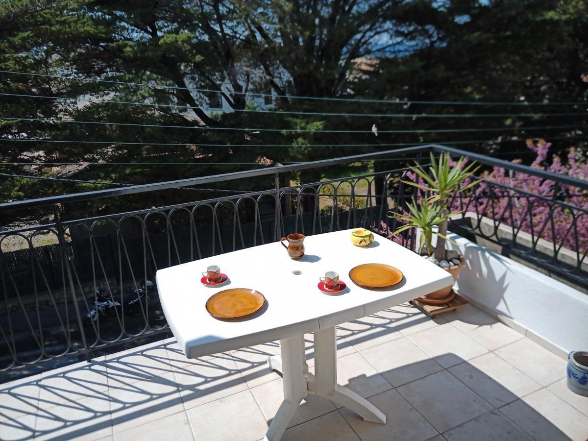 T2 Terrasse Vue Mer Сикс-Фор-ле-Плаж Екстериор снимка